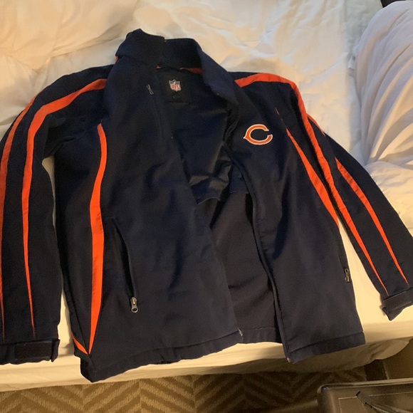 Official NFL BEARS Jacket - Picture 2 of 4